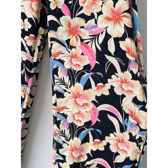 JUST FAB Floral Hugh Waisted Wide Leg Split Pants size XL NWT - Picture 2 of 5